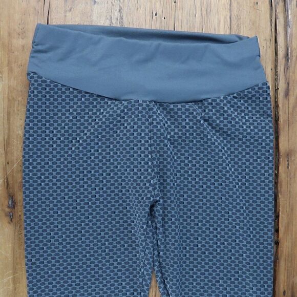 GREY WAFFLE BOOTY SCRUNCH TIK TOK LEGGINGS SIZE MEDIUM - Picture 4 of 6